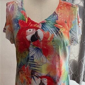 Women's 2x beaded parrot top